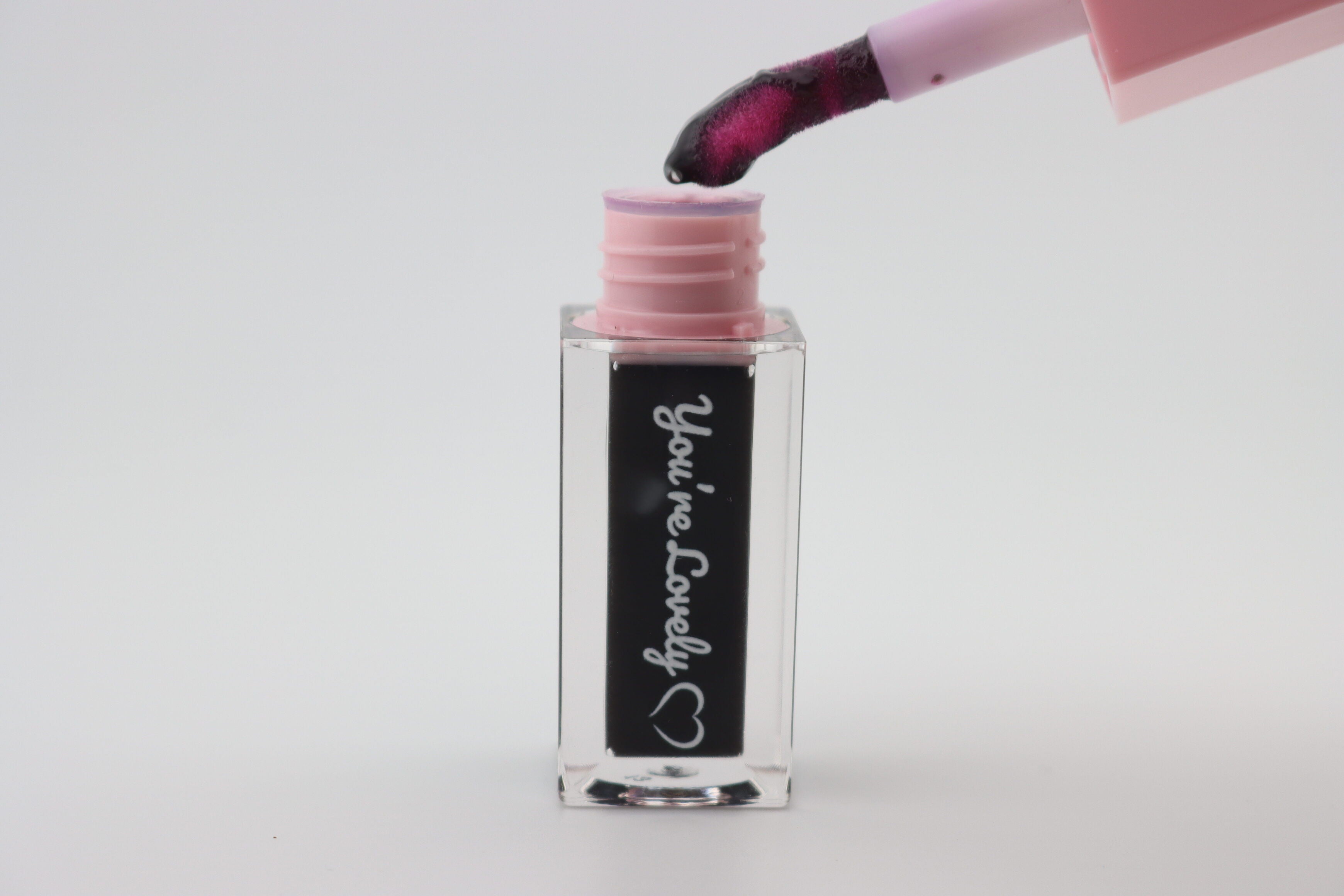 Grape Gloss & Carry on Chain